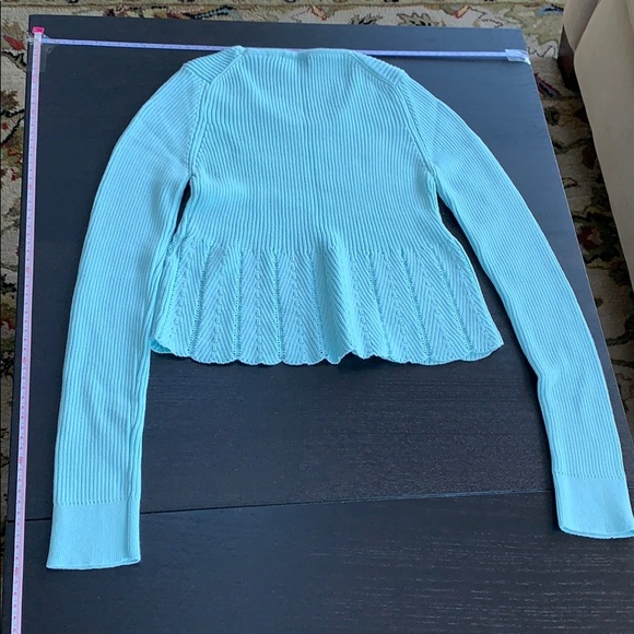 Scoop neck crop sweater - Picture 5 of 6